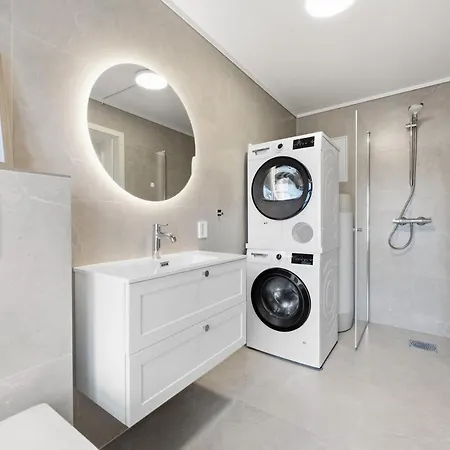 Three Bedroom Corporate Apartment
